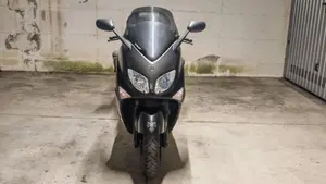 Yamaha T-Max 500 (2004 - 07)  (2)