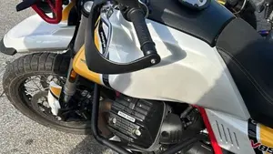 Moto Guzzi V85 TT (2019 - 20)  (3)