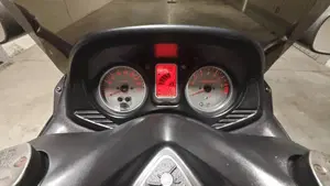 Yamaha T-Max 500 (2004 - 07)  (5)
