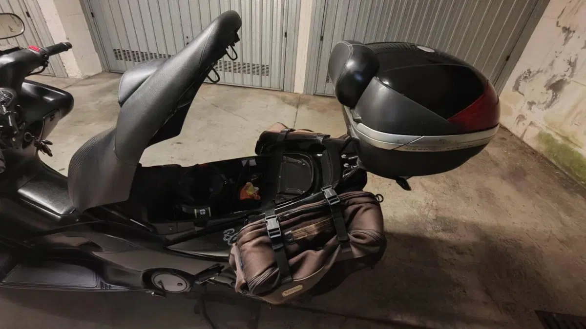 Yamaha T-Max 500 (2004 - 07)  (7)