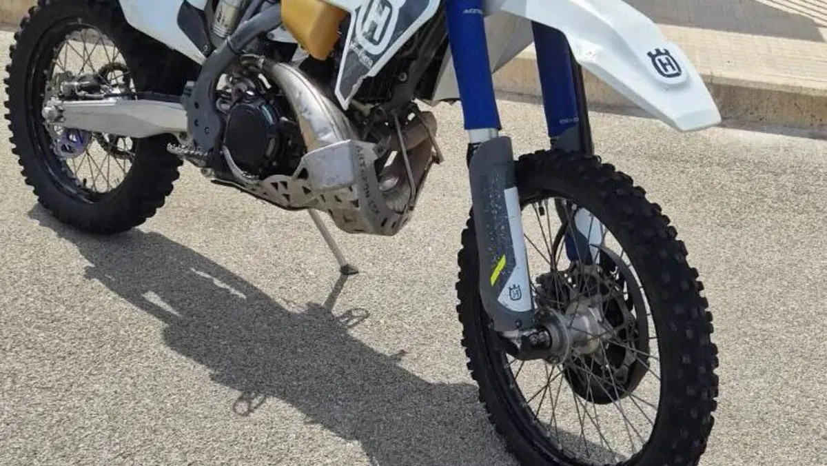 Husqvarna TE 300i (2022) 