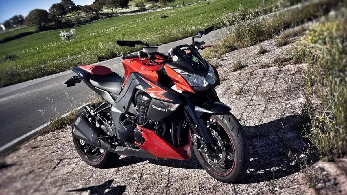 Kawasaki Z 1000 (2010 - 13)  (3)