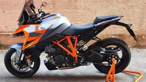 KTM 1290 Super Duke GT (2021 - 25)  (3)