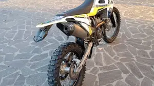 Husqvarna FE 250 (2022)  (3)