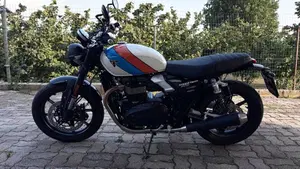 Triumph Speed Twin 900 (2025 - 26)  (2)