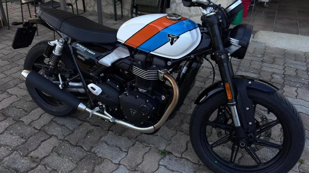 Triumph Speed Twin 900 (2025 - 26)  (3)