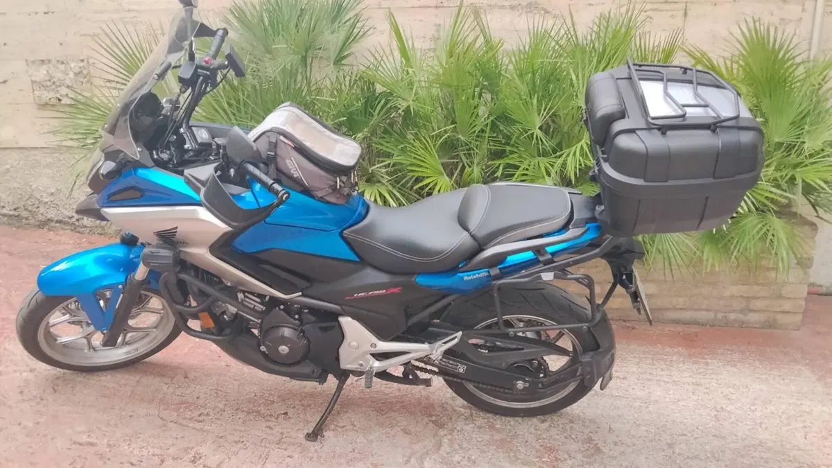 Honda NC 750 X ABS (2016 - 17)  (2)