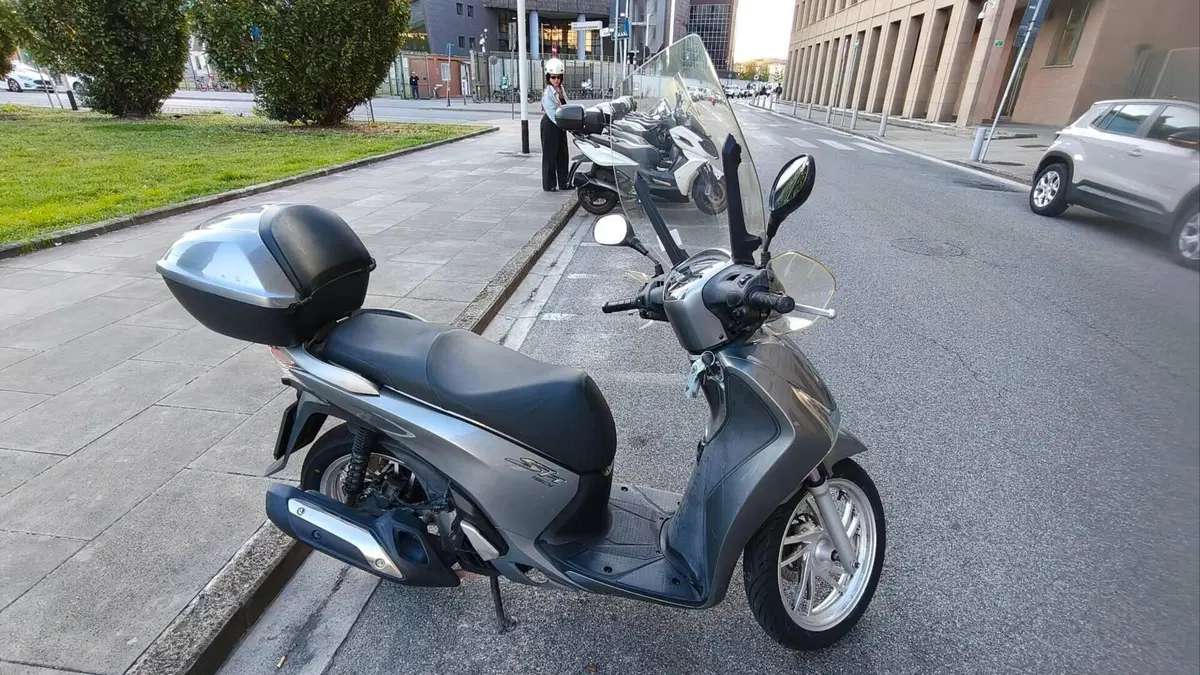 Honda SH 150i ABS (2013 - 16) 