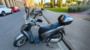 Honda SH 150i ABS (2013 - 16)  (6)