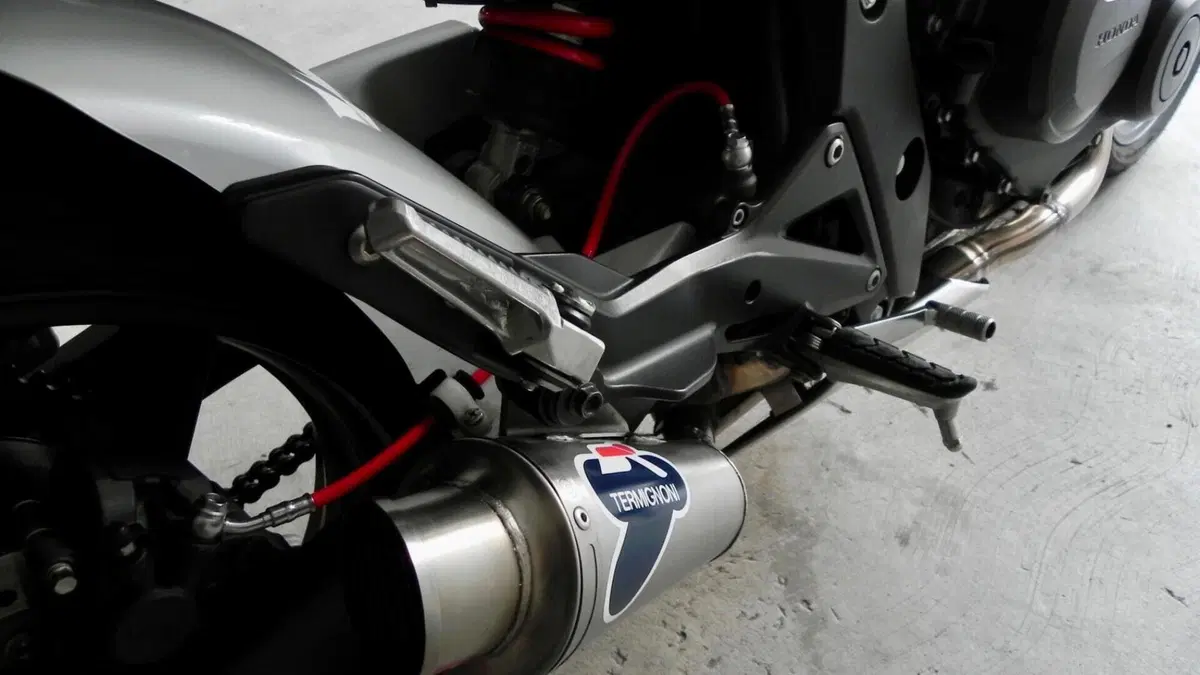 Honda Hornet 600 (2007 - 10)  (6)