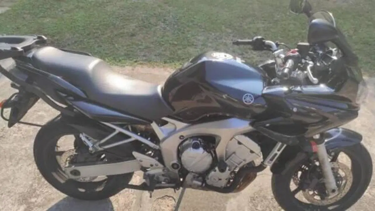 Yamaha FZ6 Fazer (2004 - 07)  (3)
