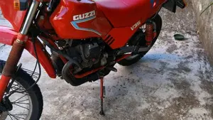 Moto Guzzi V 35 TT (1985 - 89)  (5)