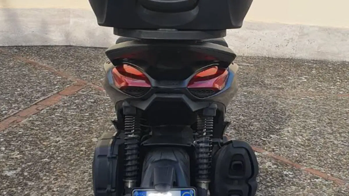 Piaggio Beverly 400 S ABS-ASR (2021 - 24)  (3)