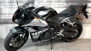 Honda CBR 600 RR (2007 - 08)  (7)