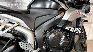 Honda CBR 600 RR (2007 - 08)  (9)