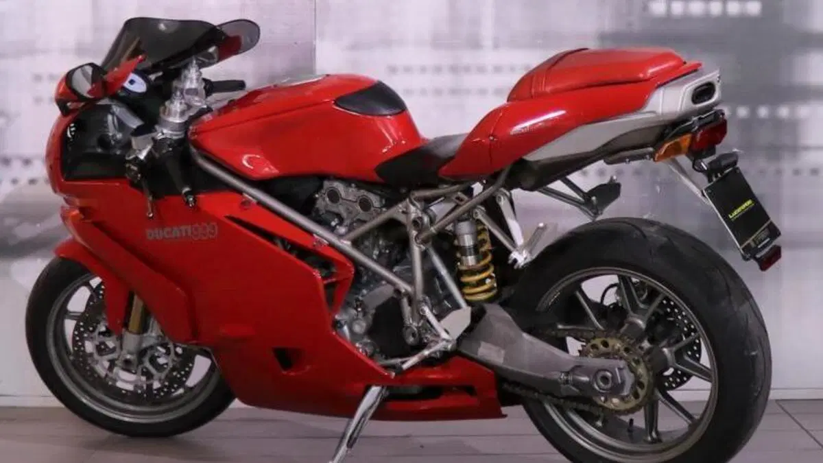 Ducati 999 (2002 - 04)  (2)