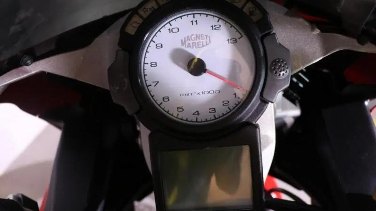 Ducati 999 (2002 - 04)  (6)