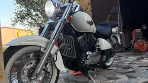 Kawasaki VN 800 Classic (1996 - 00)  (2)