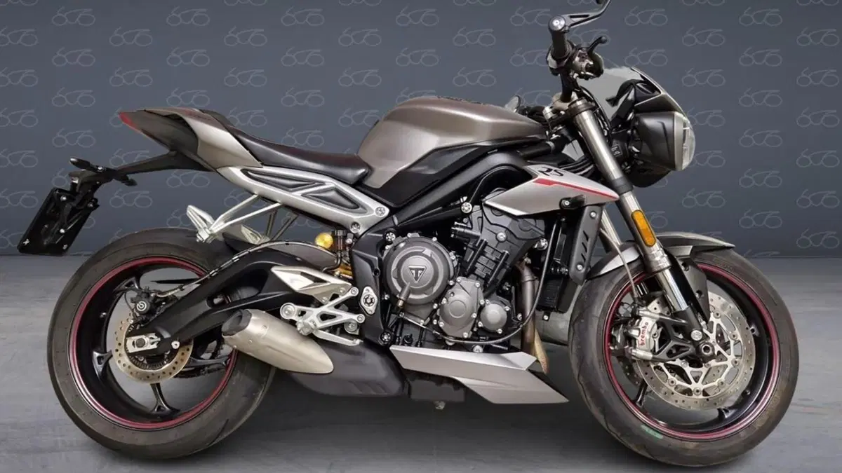 Triumph Street Triple RS (2017 - 19) 