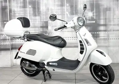 Vespa GTS 300 (2010 - 14) - Annuncio 10118190