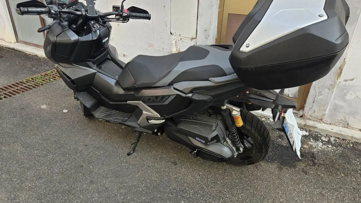 Honda ADV 350 Special Edition (2025 - 26)  (7)
