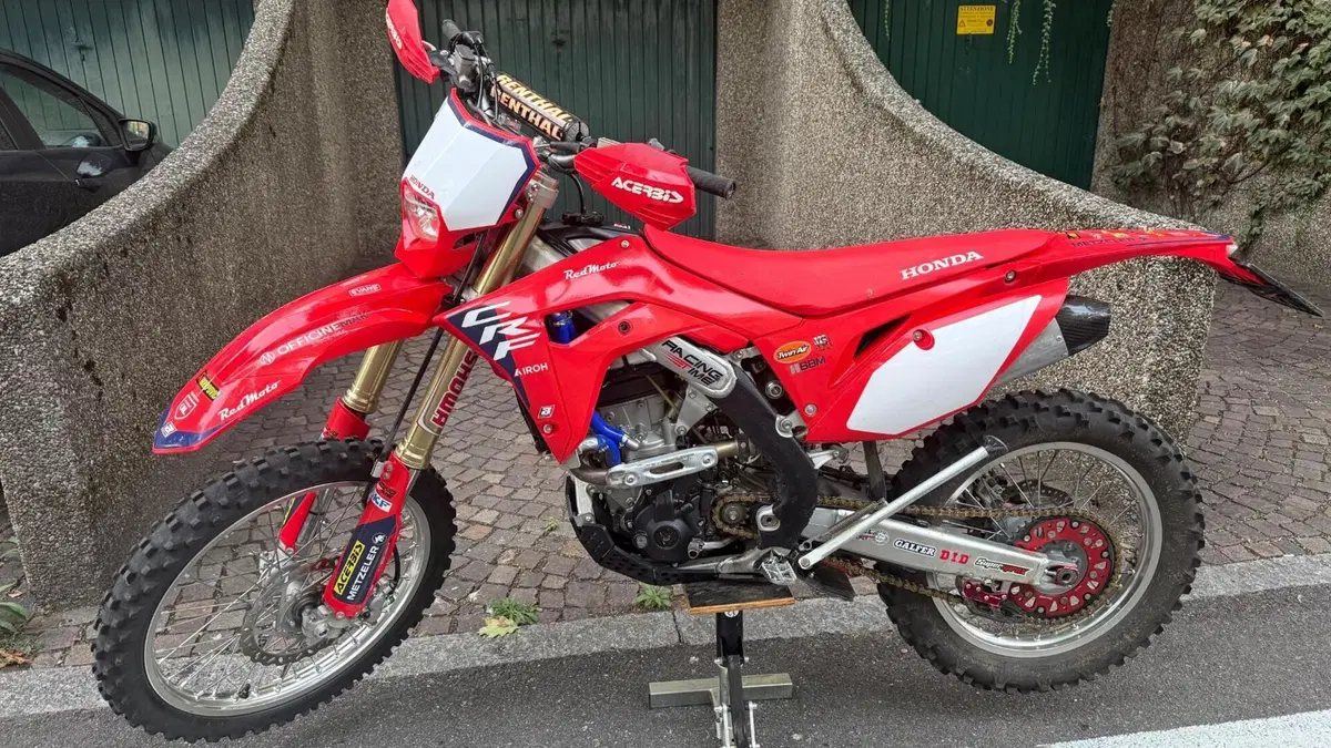 Honda CRF 250R (2018)  (2)