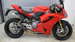 Ducati Panigale V2 S (2025 - 26)  (3)