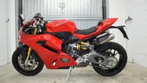 Ducati Panigale V2 S (2025 - 26)  (4)