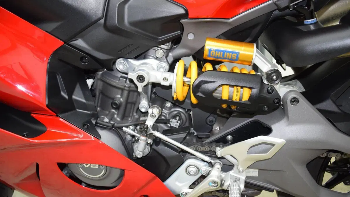 Ducati Panigale V2 S (2025 - 26)  (5)