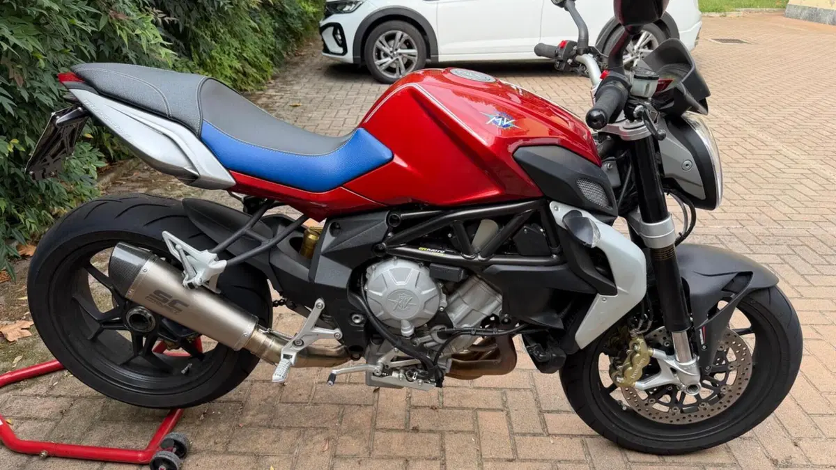 MV Agusta Brutale 800 EAS ABS (2012 - 15)  (2)