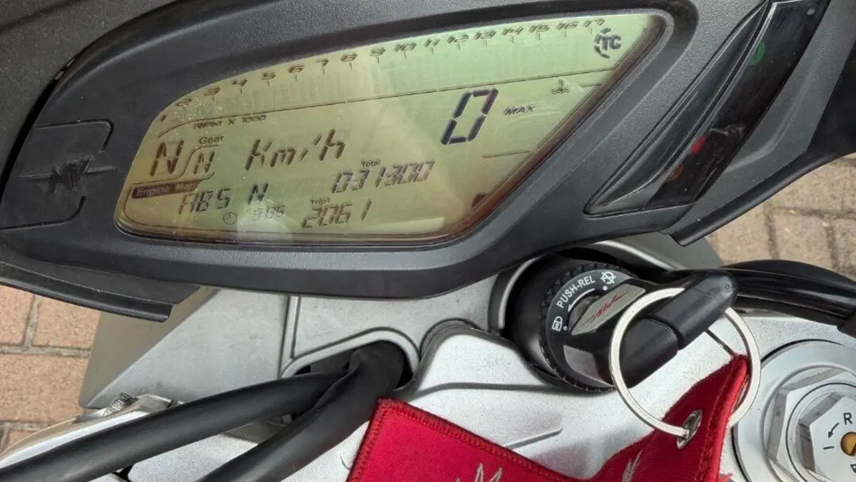 MV Agusta Brutale 800 EAS ABS (2012 - 15)  (7)