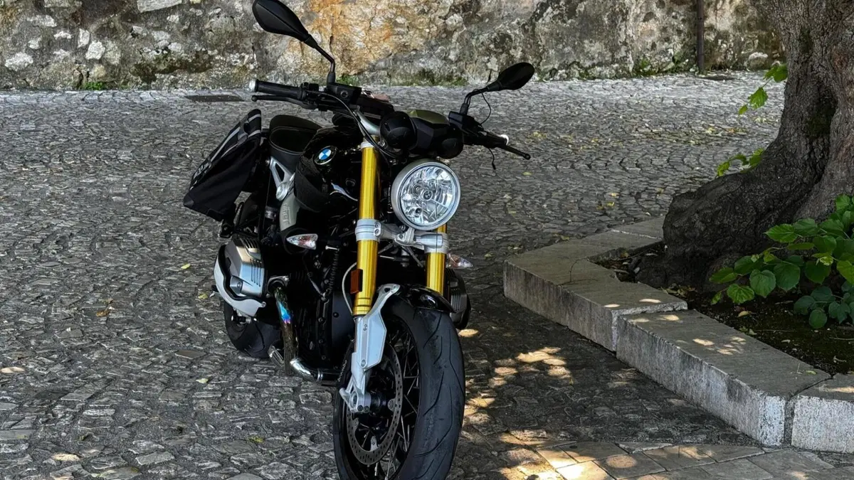 Bmw R nineT 1200 (2014 - 16)  (2)