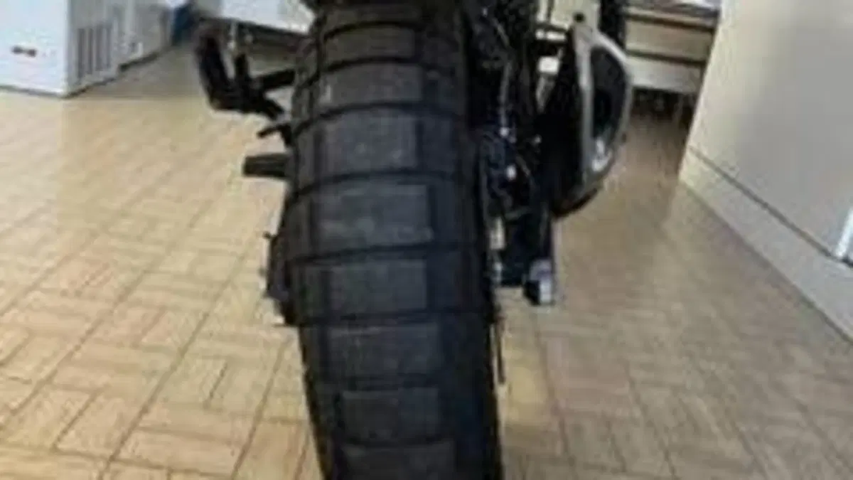 Moto Morini X-Cape 650 (2021 - 26)  (4)