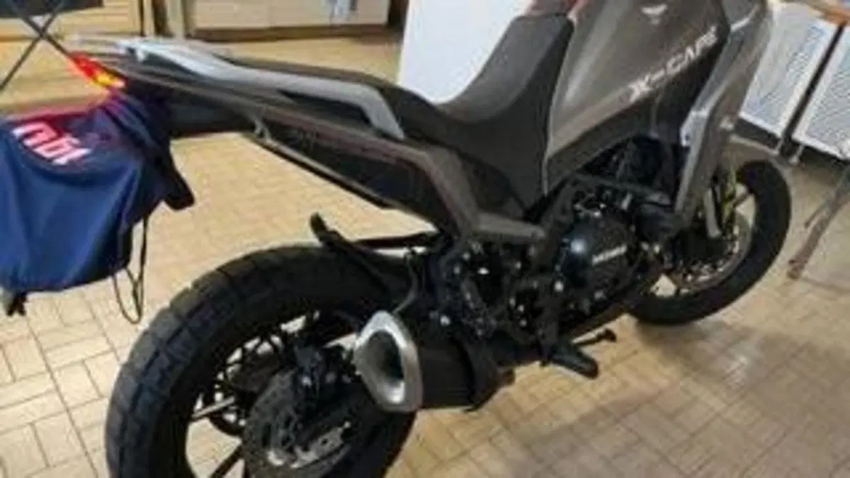 Moto Morini X-Cape 650 (2021 - 26)  (5)