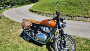 Royal Enfield Interceptor 650 (2021 - 26)  (8)