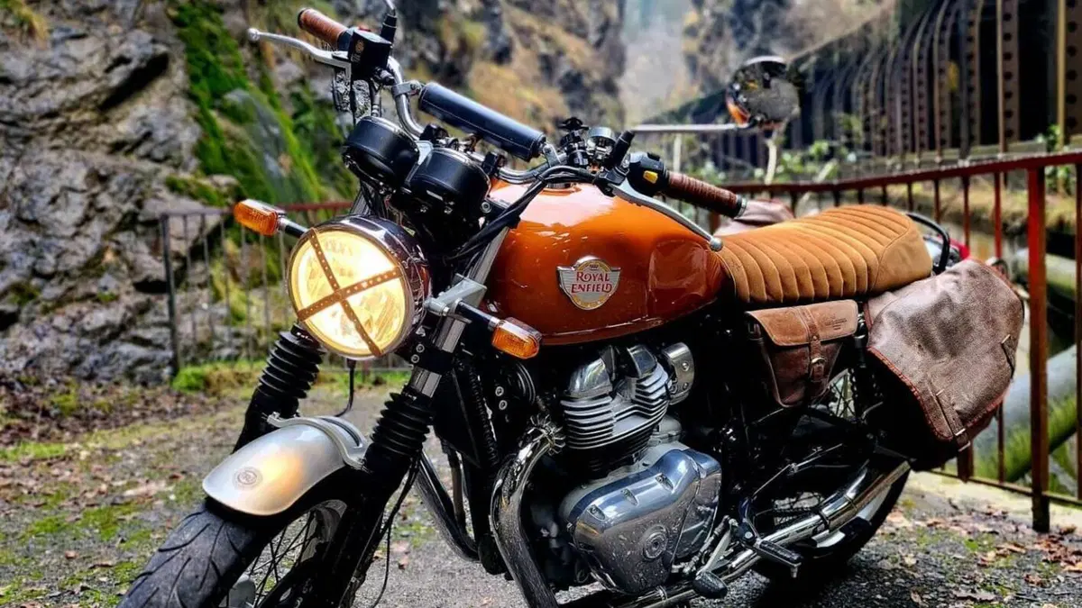Royal Enfield Interceptor 650 (2021 - 26)  (9)