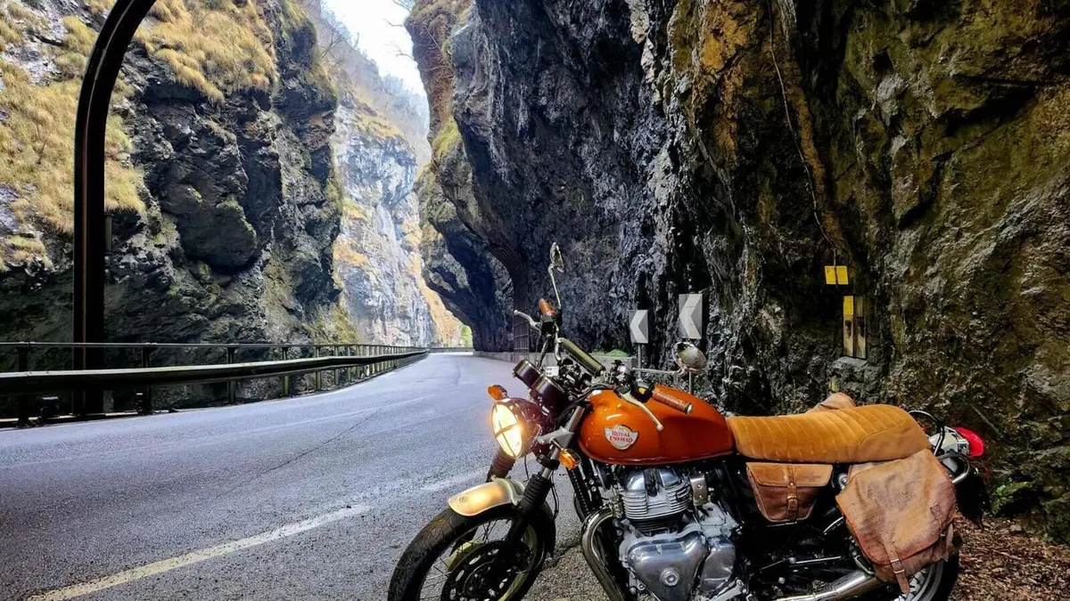 Royal Enfield Interceptor 650 (2021 - 26)  (10)