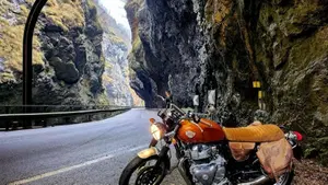 Royal Enfield Interceptor 650 (2021 - 26)  (10)
