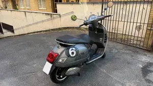 Vespa GTS 300 Super (2008 - 16)  (5)
