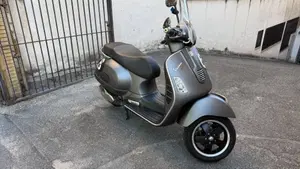 Vespa GTS 300 Super (2008 - 16)  (6)