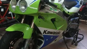 Kawasaki ZXR 750 (1991 - 92)  (10)