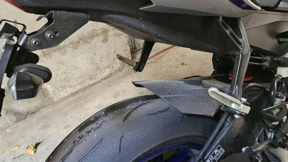 Yamaha YZF R1 (2017 - 19)  (5)