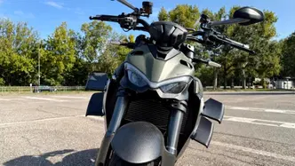 Ducati Streetfighter V2 (2022 - 24) usata