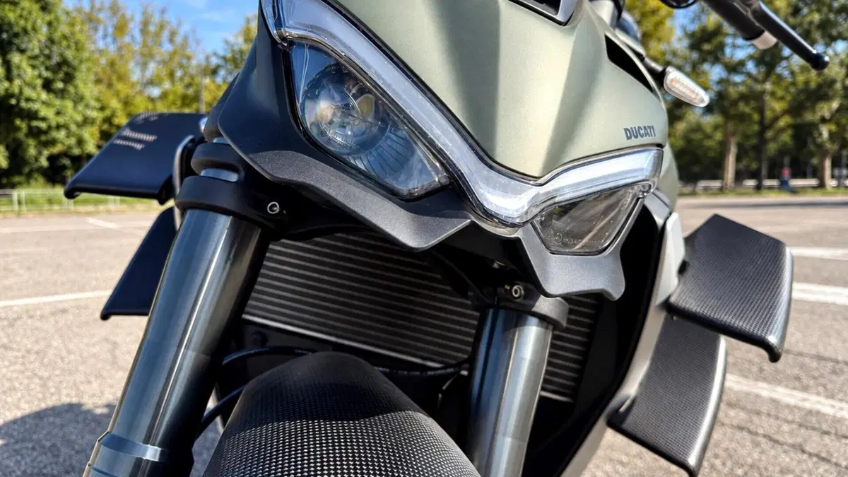 Ducati Streetfighter V2 (2022 - 24)  (4)