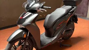 Honda SH 150 Sport (2026)  (2)