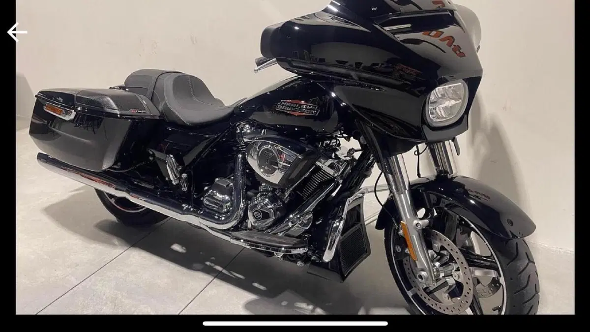 Harley-Davidson Street Glide (2024 - 26) 