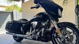 Harley-Davidson Street Glide (2024 - 26)  (7)