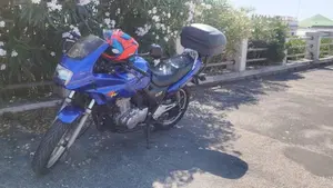 Honda   (2)