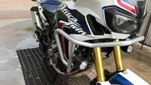 Honda Africa Twin CRF 1000L DCT ABS Travel Edition (2016 - 17)  (2)