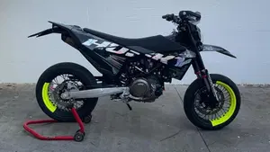 Husqvarna 701 Supermoto (2023 - 25)  (2)